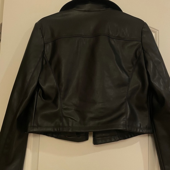 Fitted Motorcycle Leather Jacket - Picture 3 of 3